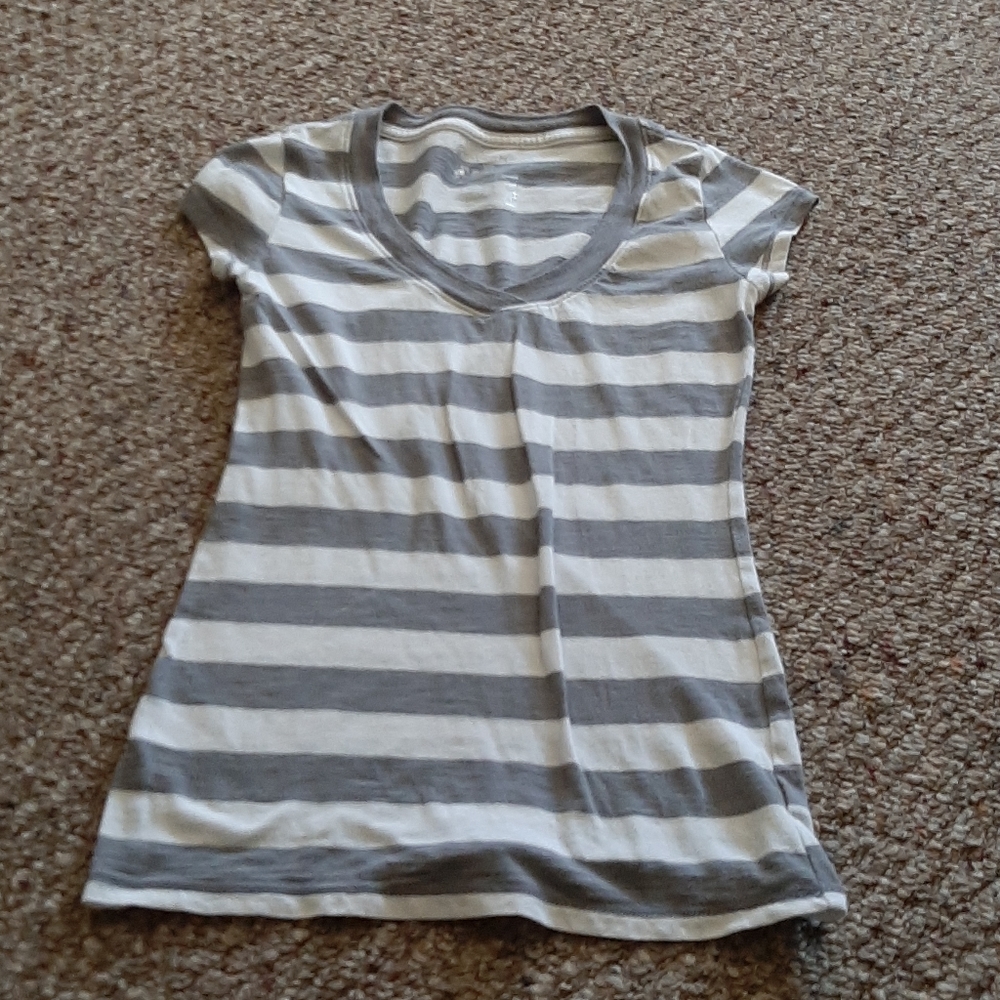 No boundaries grey and white striped shirt